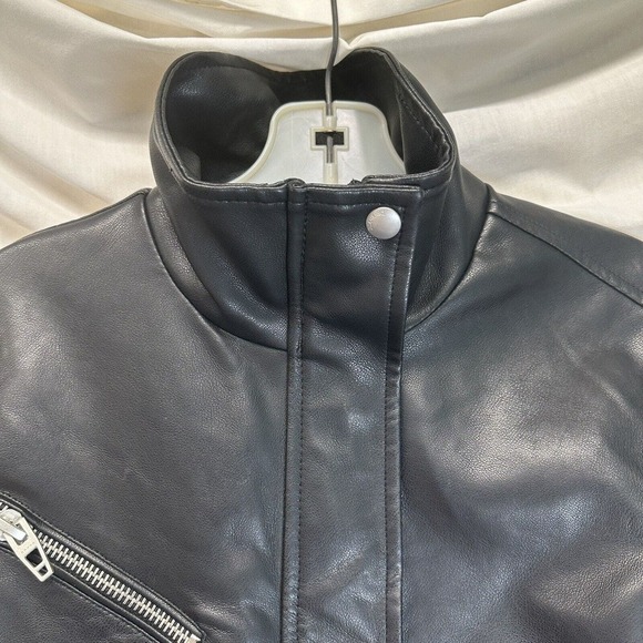 Blank NYC | Essential Faux Leather Zip Front Cropped Moto Jacket Black Small - Picture 2 of 11